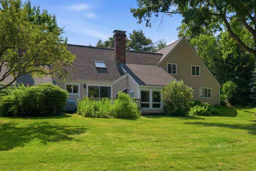 Photo of 21 Fells Way, Laconia, NH 03246 (MLS # 5099188)
