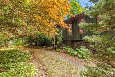 Photo of 10 Morgan Way, Durham, NH 03824 (MLS # 5111721)