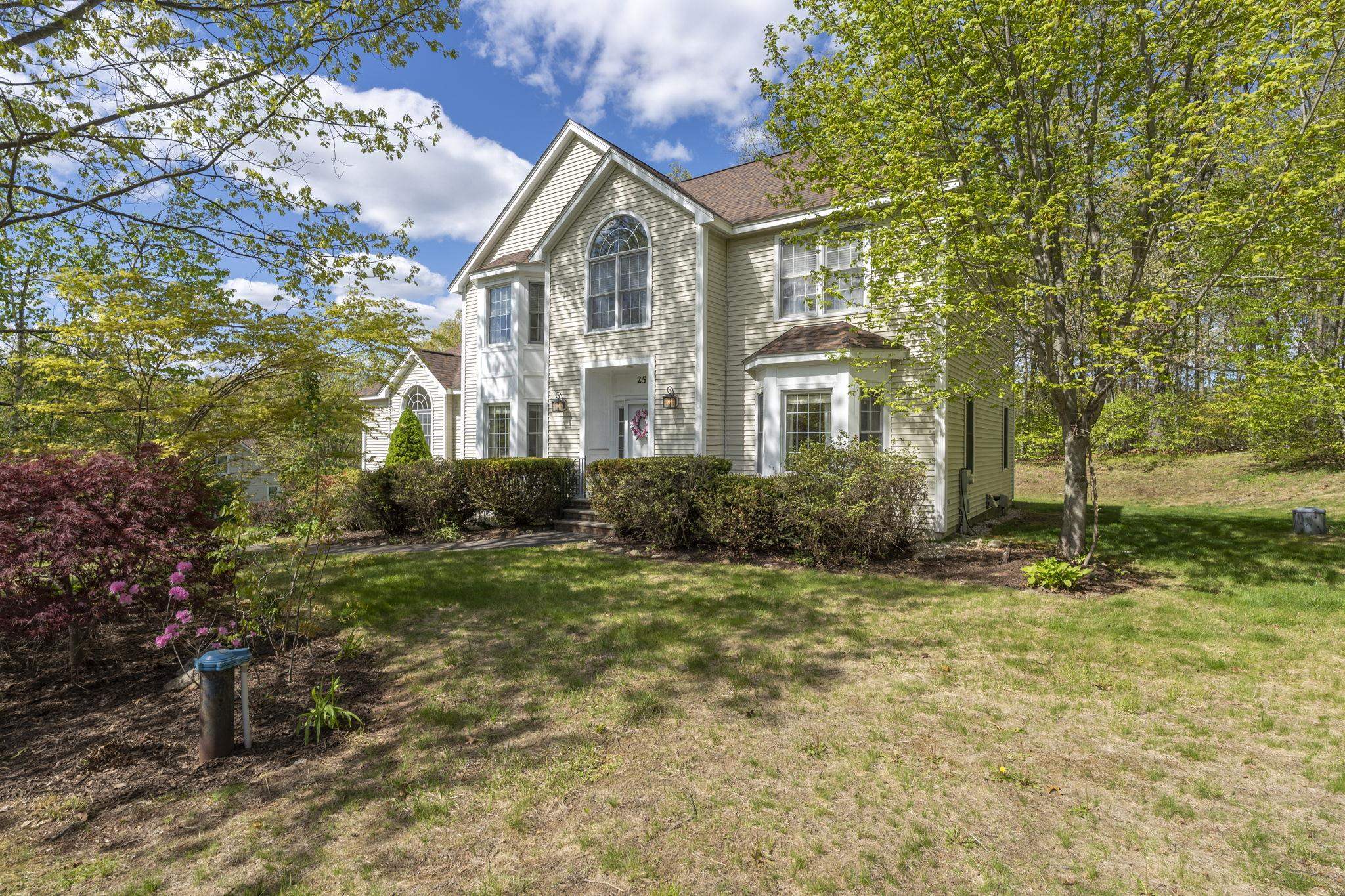 25 Squire Armour Road