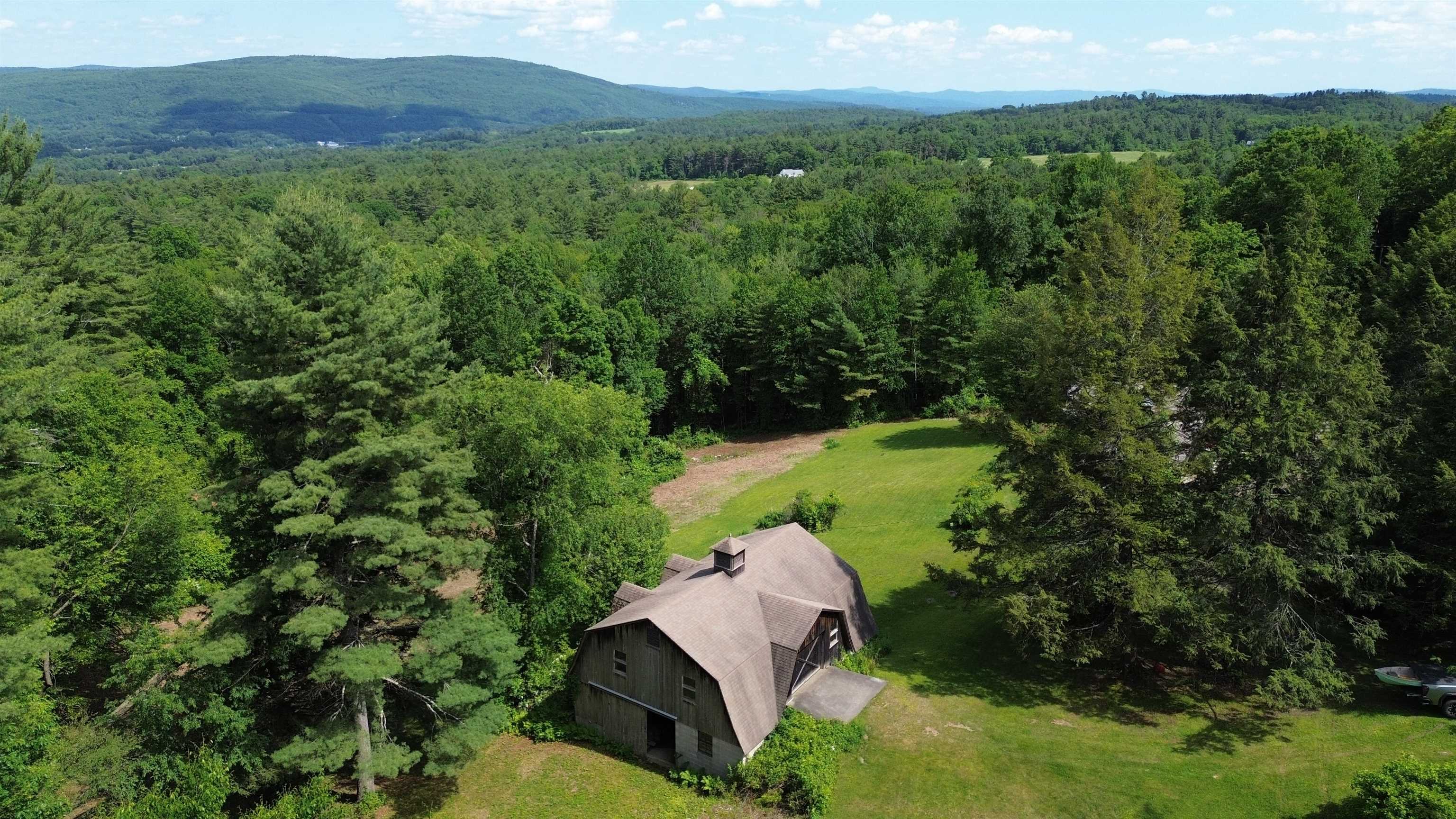 211 Pleasant Valley Road