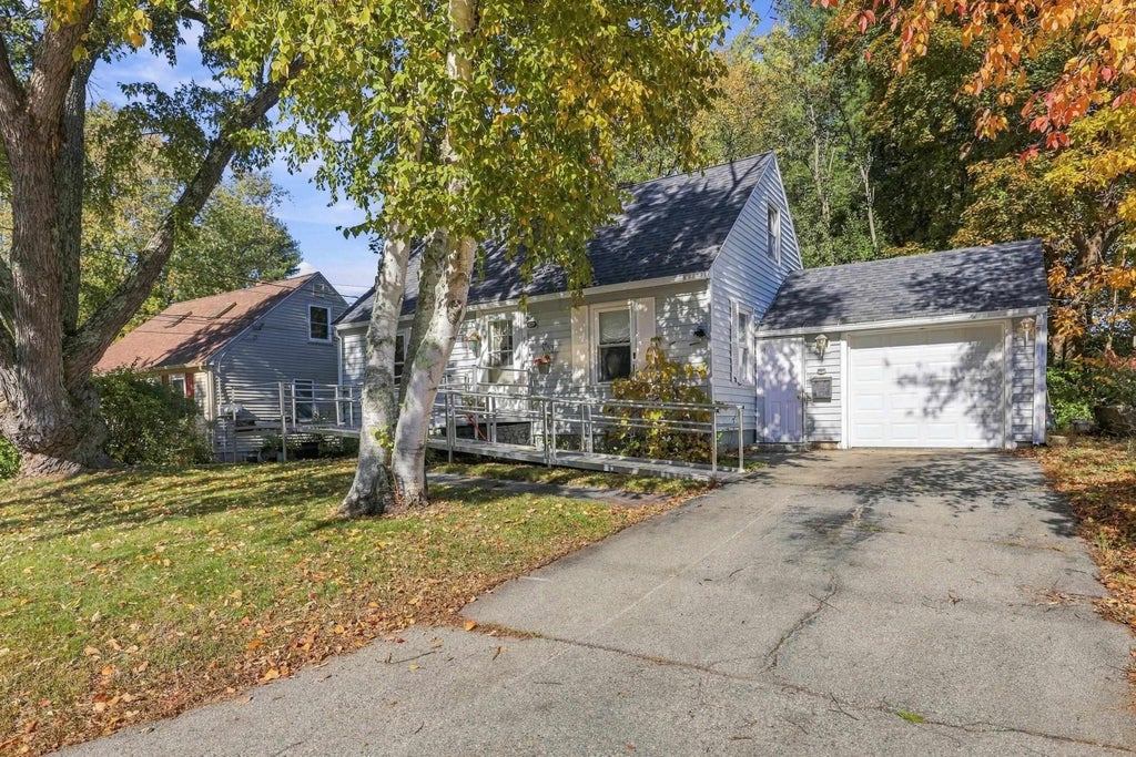 Photo of 1 Duquette Street, Rochester, NH 03867 (MLS # 5115361)