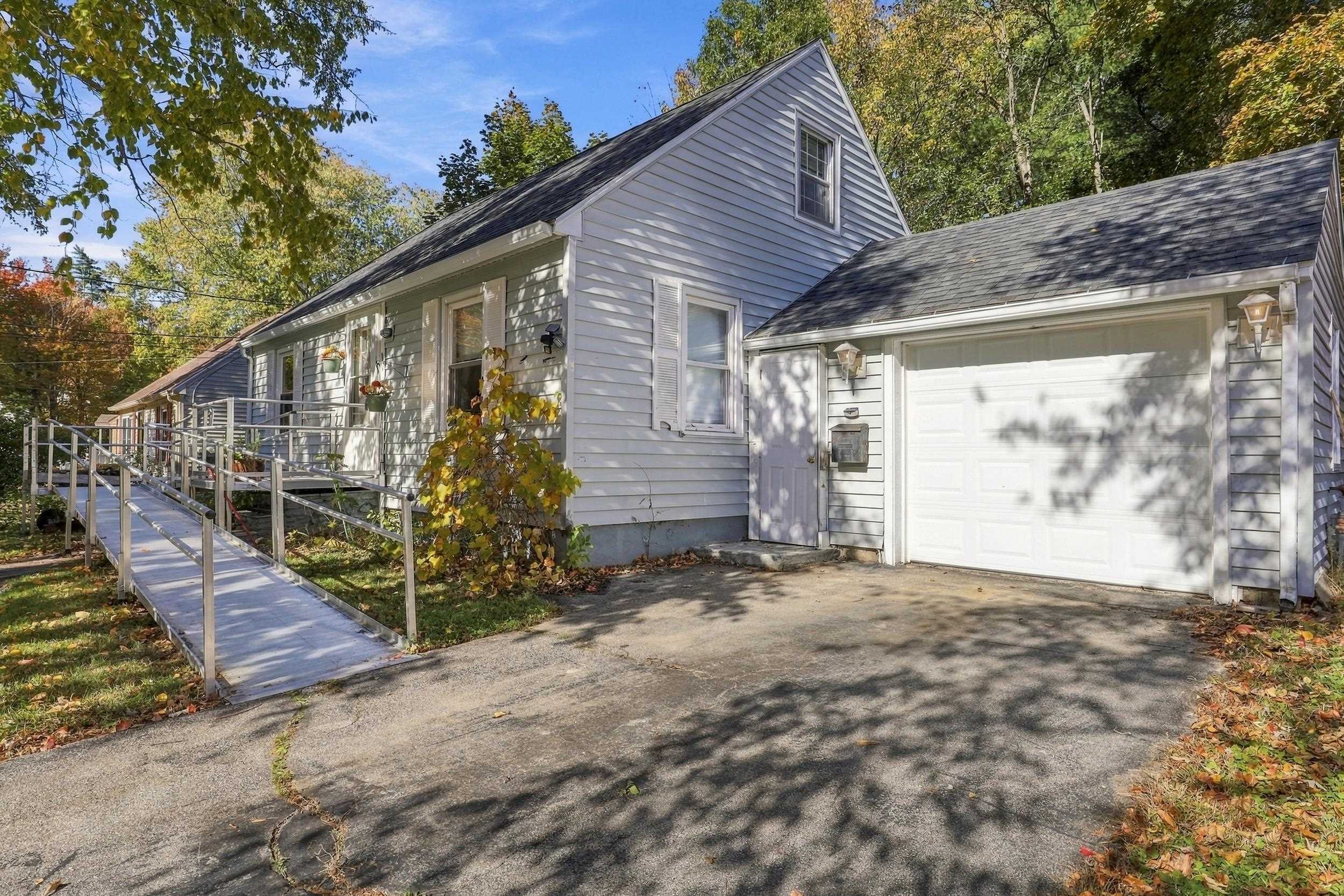 1 Duquette Street