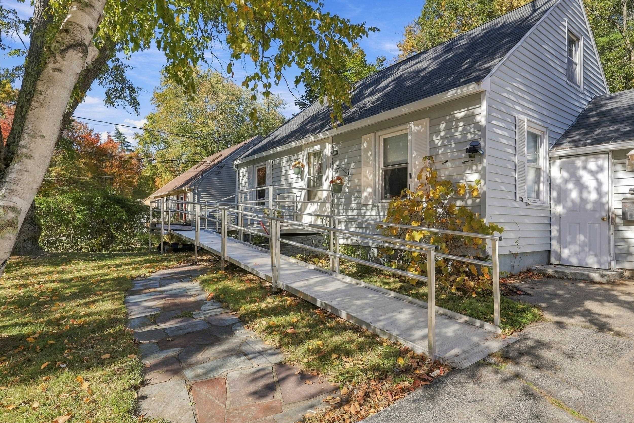 1 Duquette Street