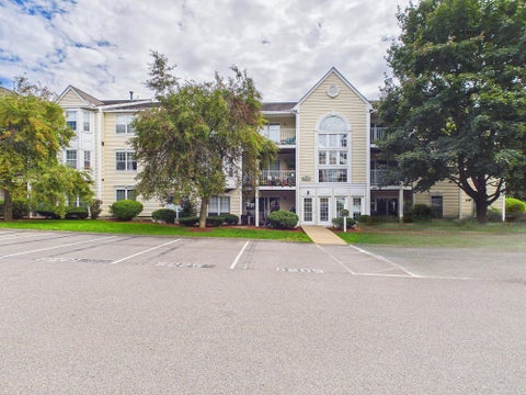 Photo of 2 Scituate Place #26, Merrimack, NH 03054 (MLS # 5109134)