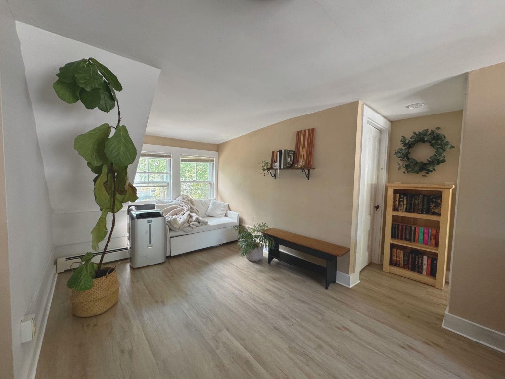 Photo of 29 Central Street #3, Newmarket, NH 03857 (MLS # 5103597)
