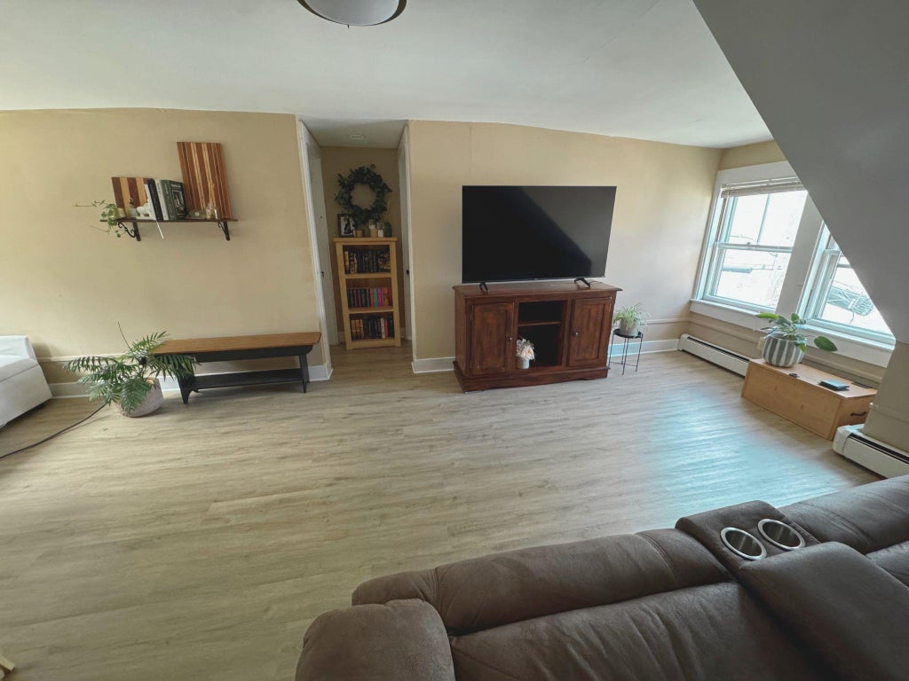 Photo of 29 Central Street #3, Newmarket, NH 03857 (MLS # 5103597)