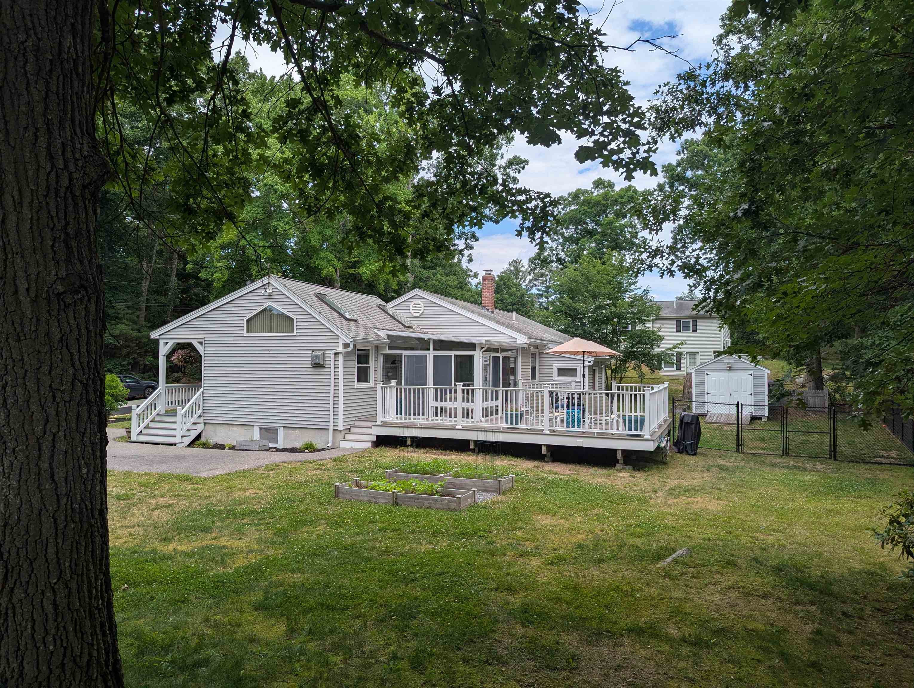1 Greentrees Drive