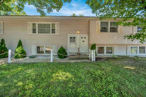 Photo of 77 Hancock Street, Peterborough, NH 03458 (MLS # 5104884)