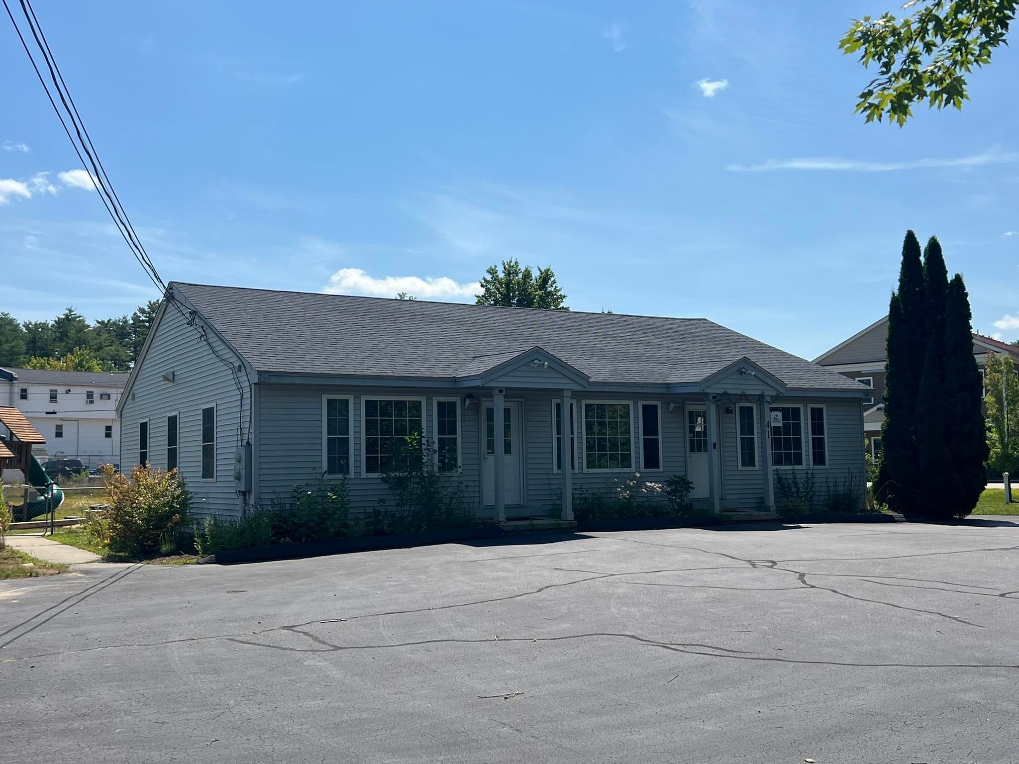 41 Commerce Way