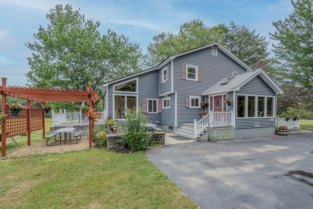 140 Mountain View Road