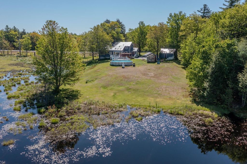 Photo of 140 Mountain View Road, Deerfield, NH 03037 (MLS # 5090845)