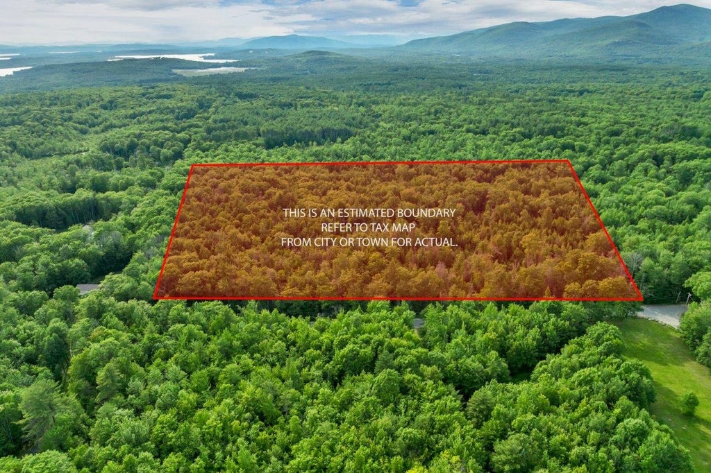 Photo of 5638 Federal Corner Road, Tuftonboro, NH 03816 (MLS # 5095815)