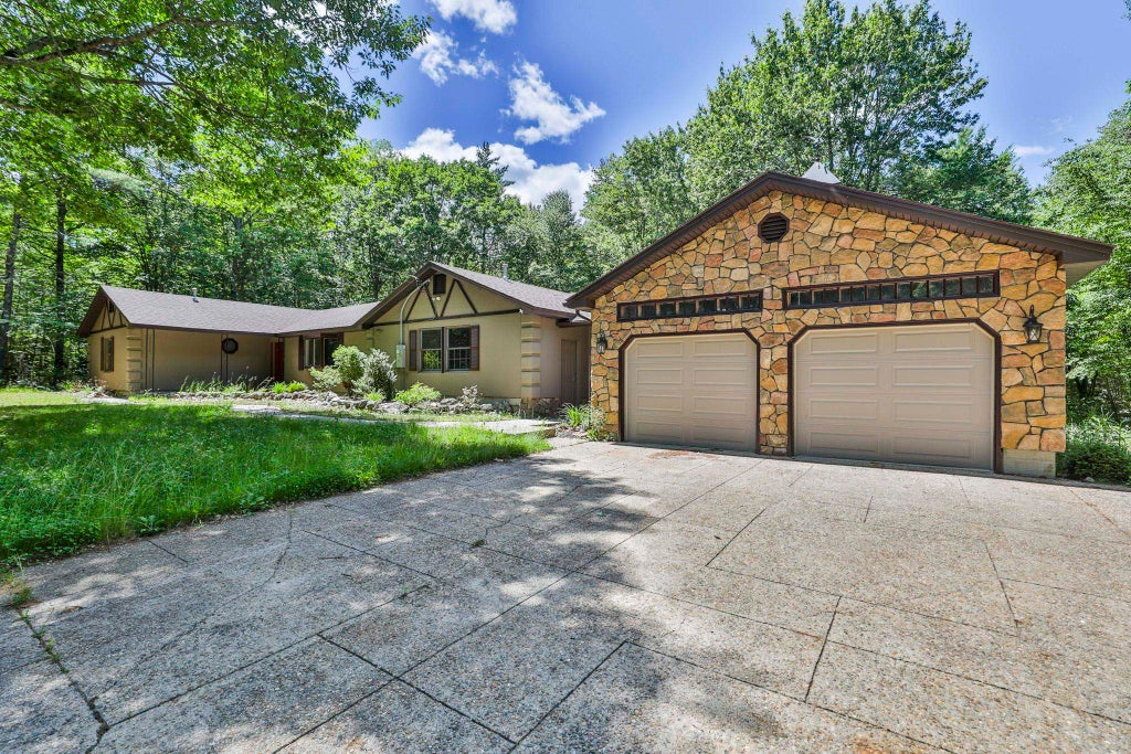 Photo of 80 Guys Lane, Weare, NH 03281 (MLS # 5095408)