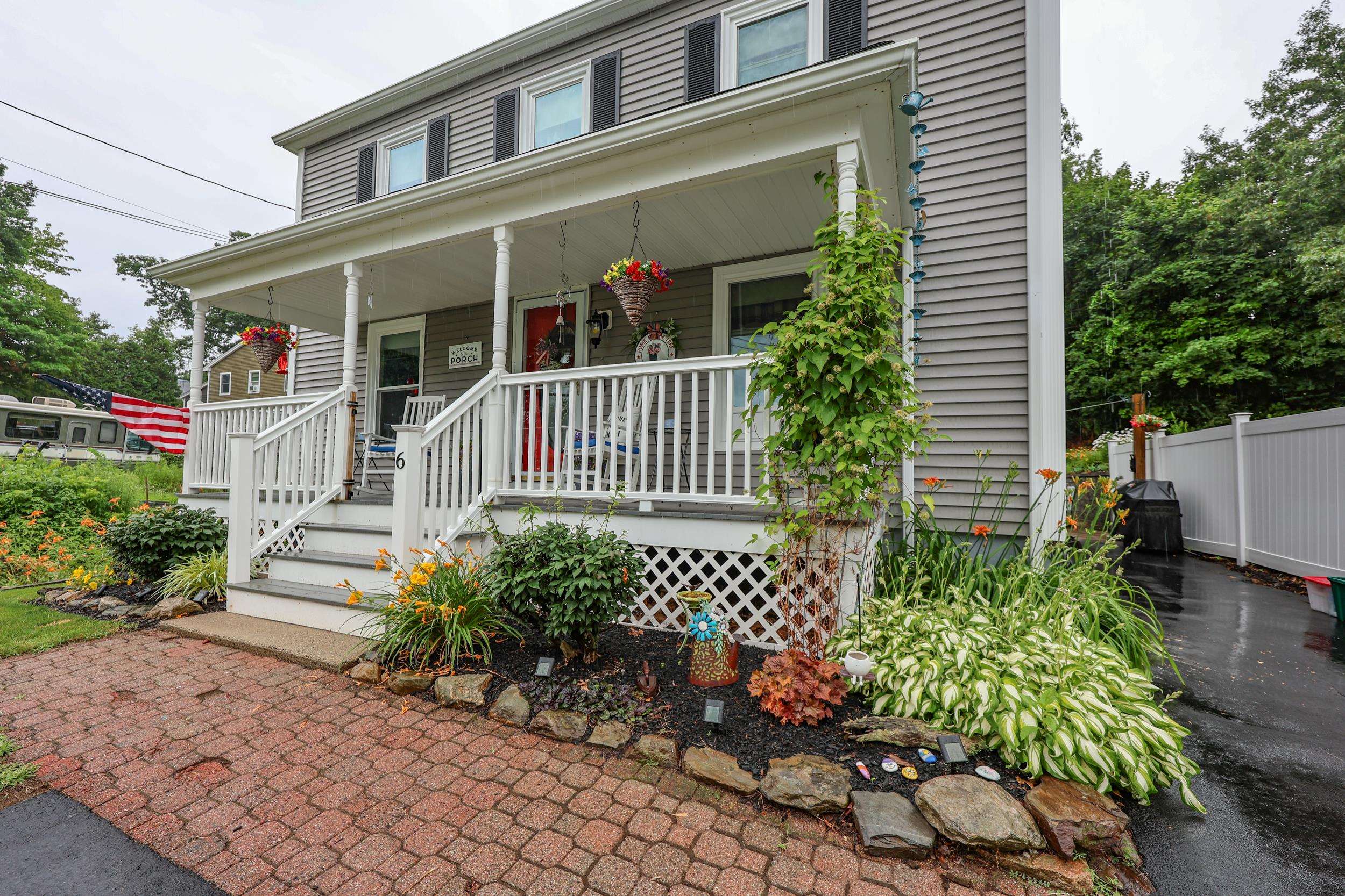 6 Concord Avenue