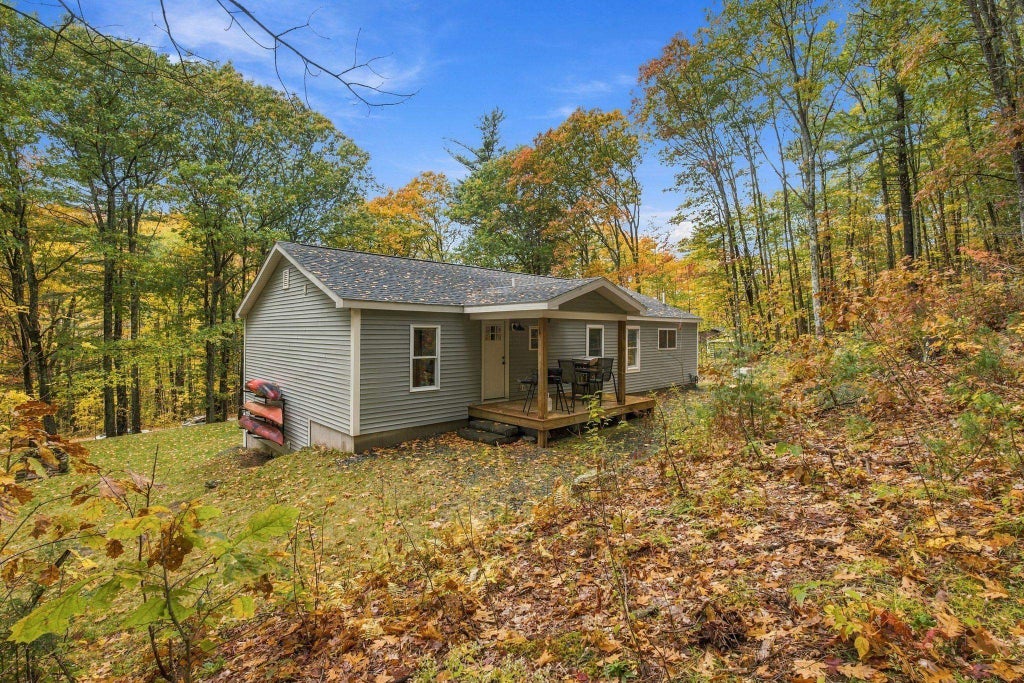 Photo of 505 Cash Street, Croydon, NH 03773 (MLS # 5114494)