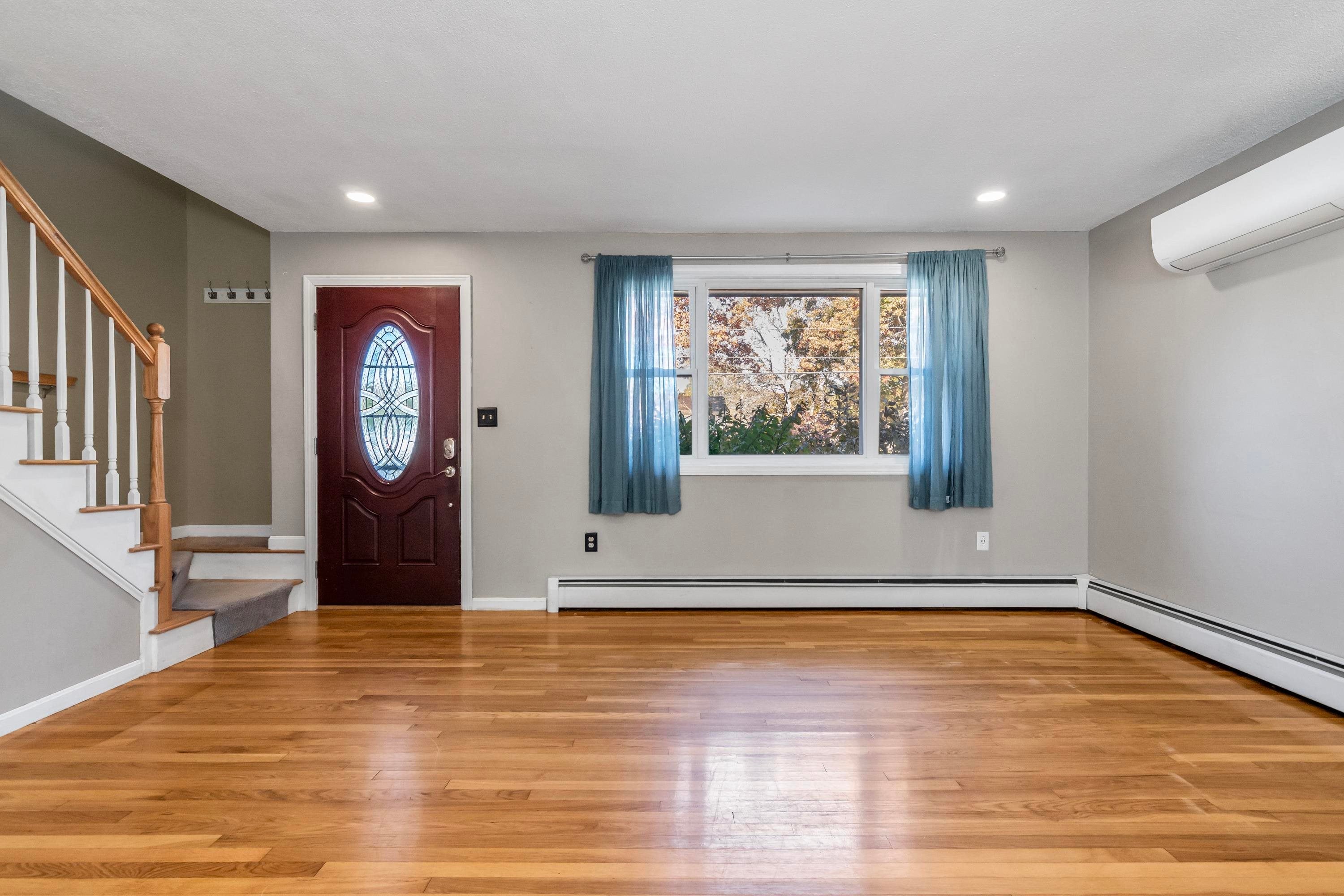 21 Crestwood Circle