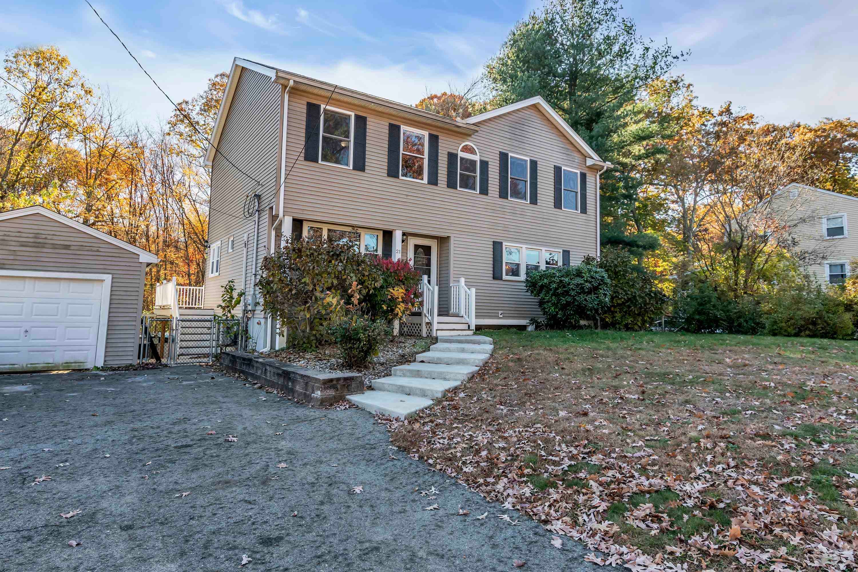 21 Crestwood Circle