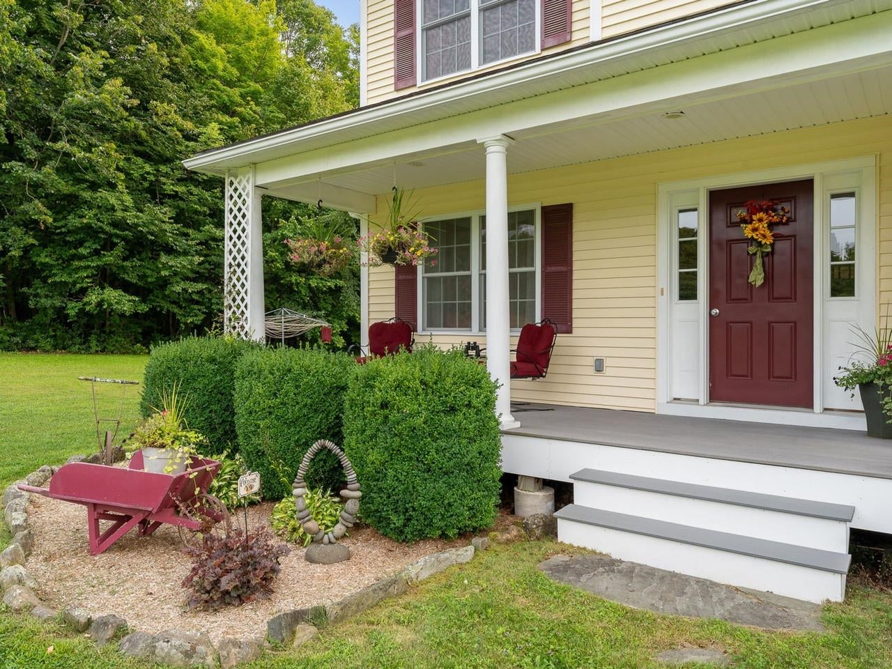 506 Hickory Place