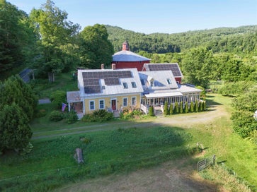 1740 US Route 5 North Barnet VT 05819