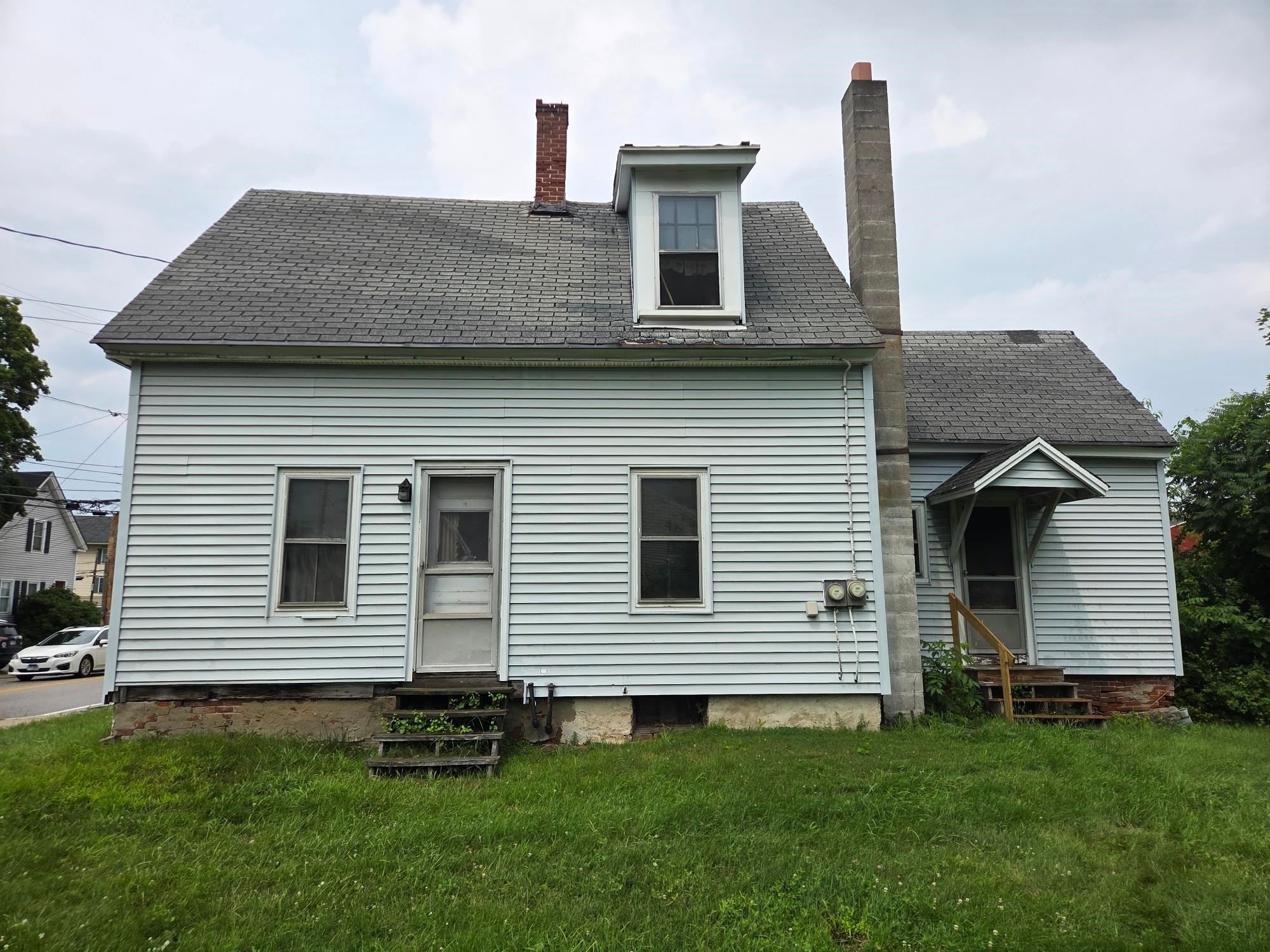 24 Grove Street