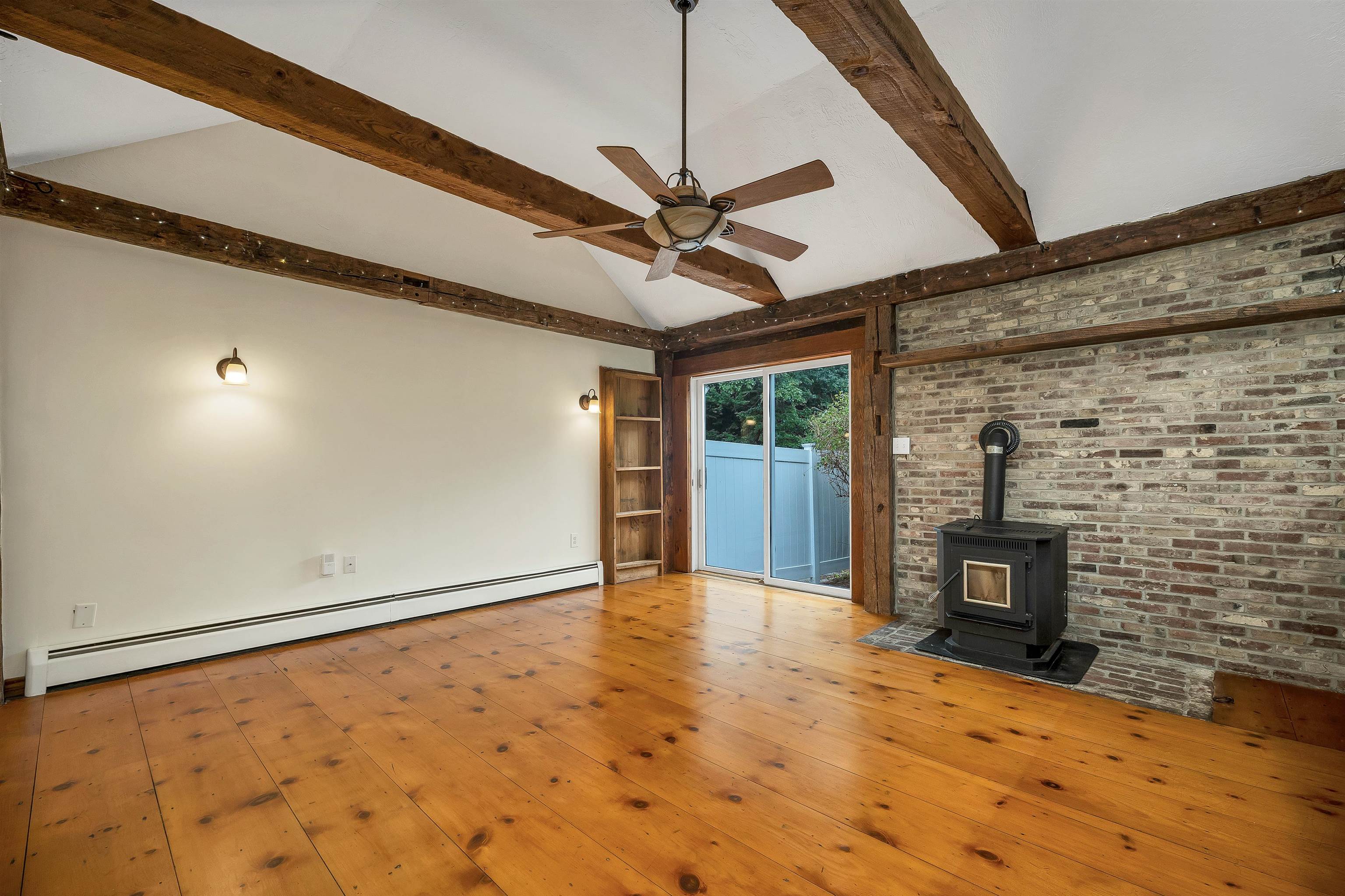 26 Old Mont Vernon Road A/B