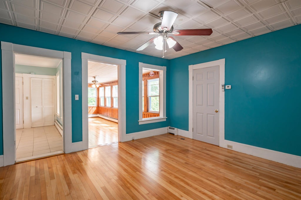Photo of 96 E Broadway #B, Derry, NH 03038 (MLS # 5113566)
