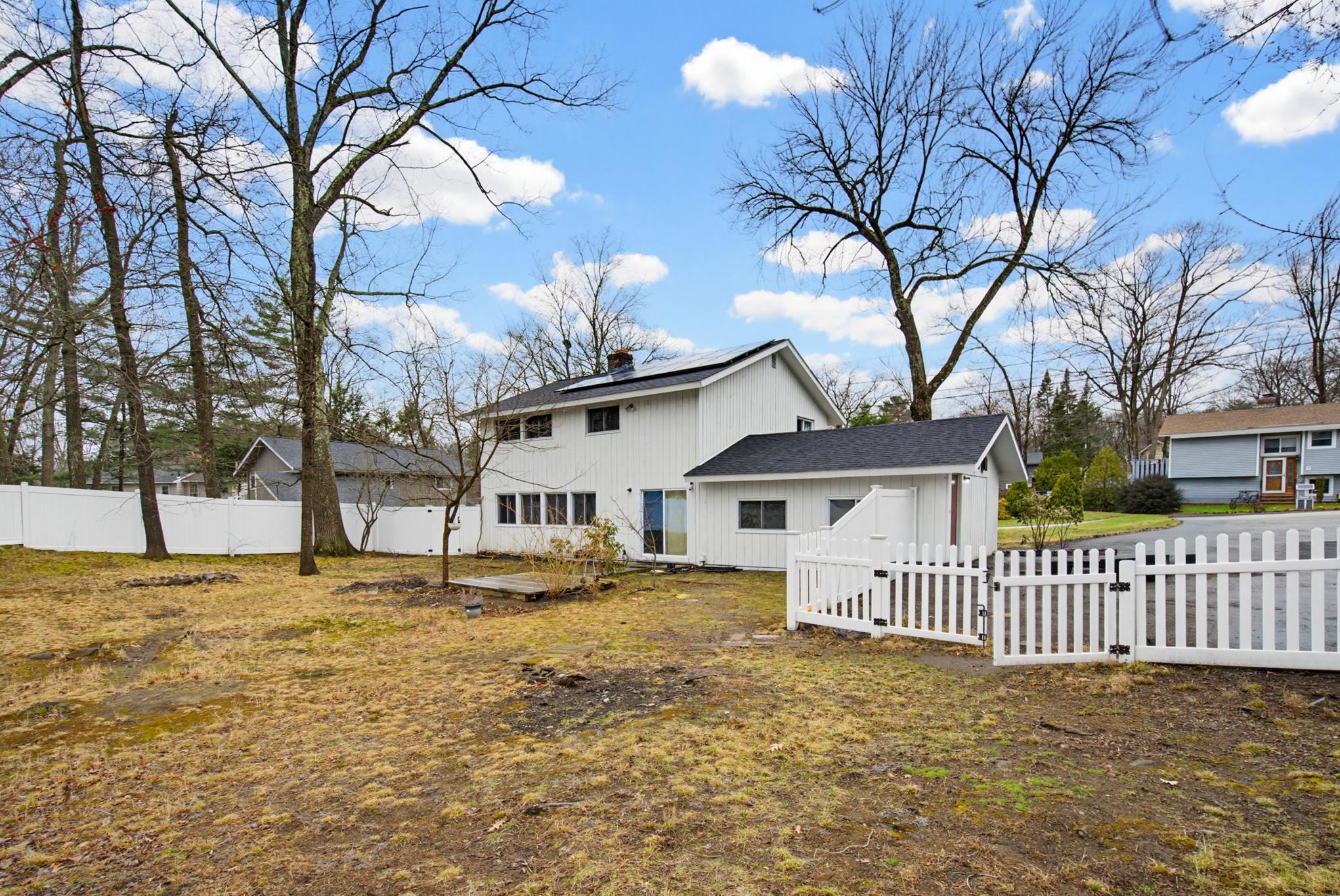 10 Weymouth Drive