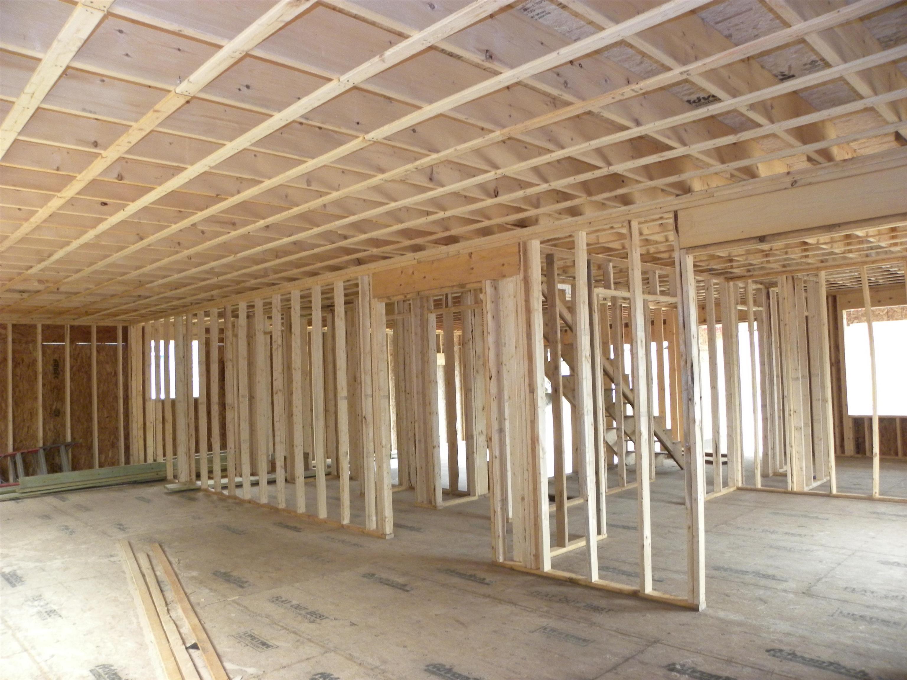 321 Karatzas Avenue Lot 17