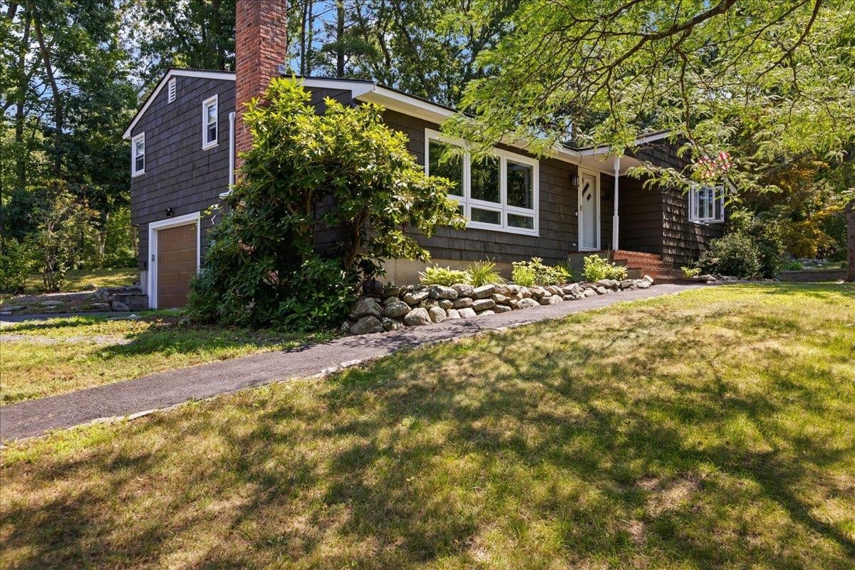 5 Hilltop Road