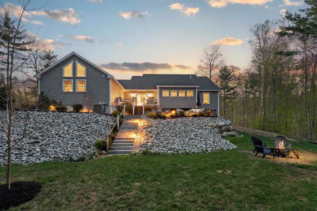 Photo of 511 Grandview Road, Conway, NH 03818 (MLS # 5088792)