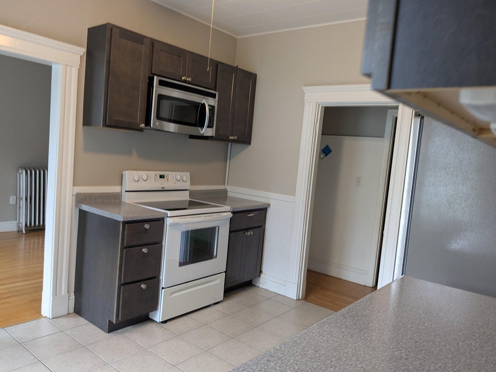 Photo of 41 Taylor Street, Nashua, NH 03060 (MLS # 5113887)