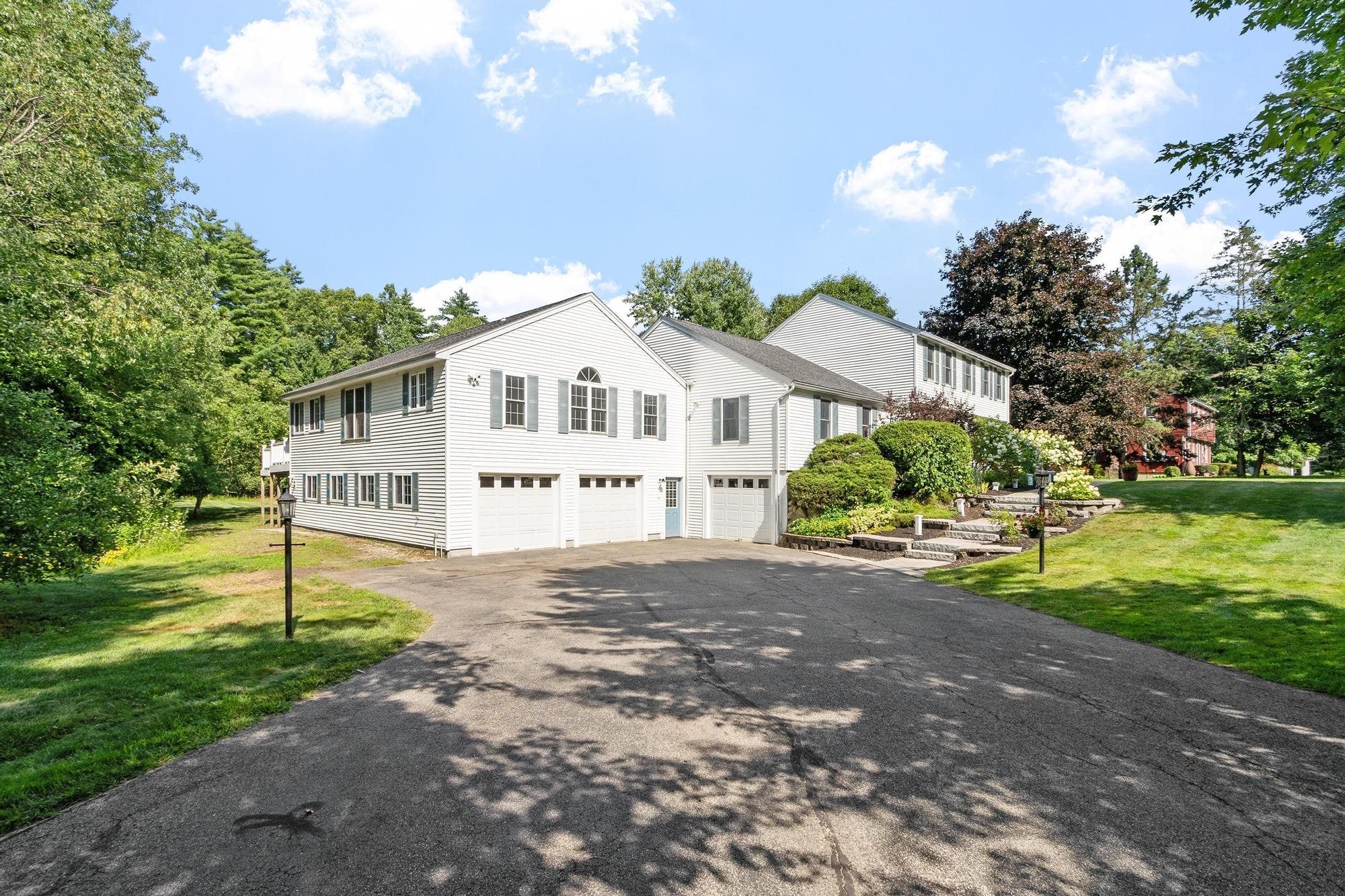 19 Randall Lane
