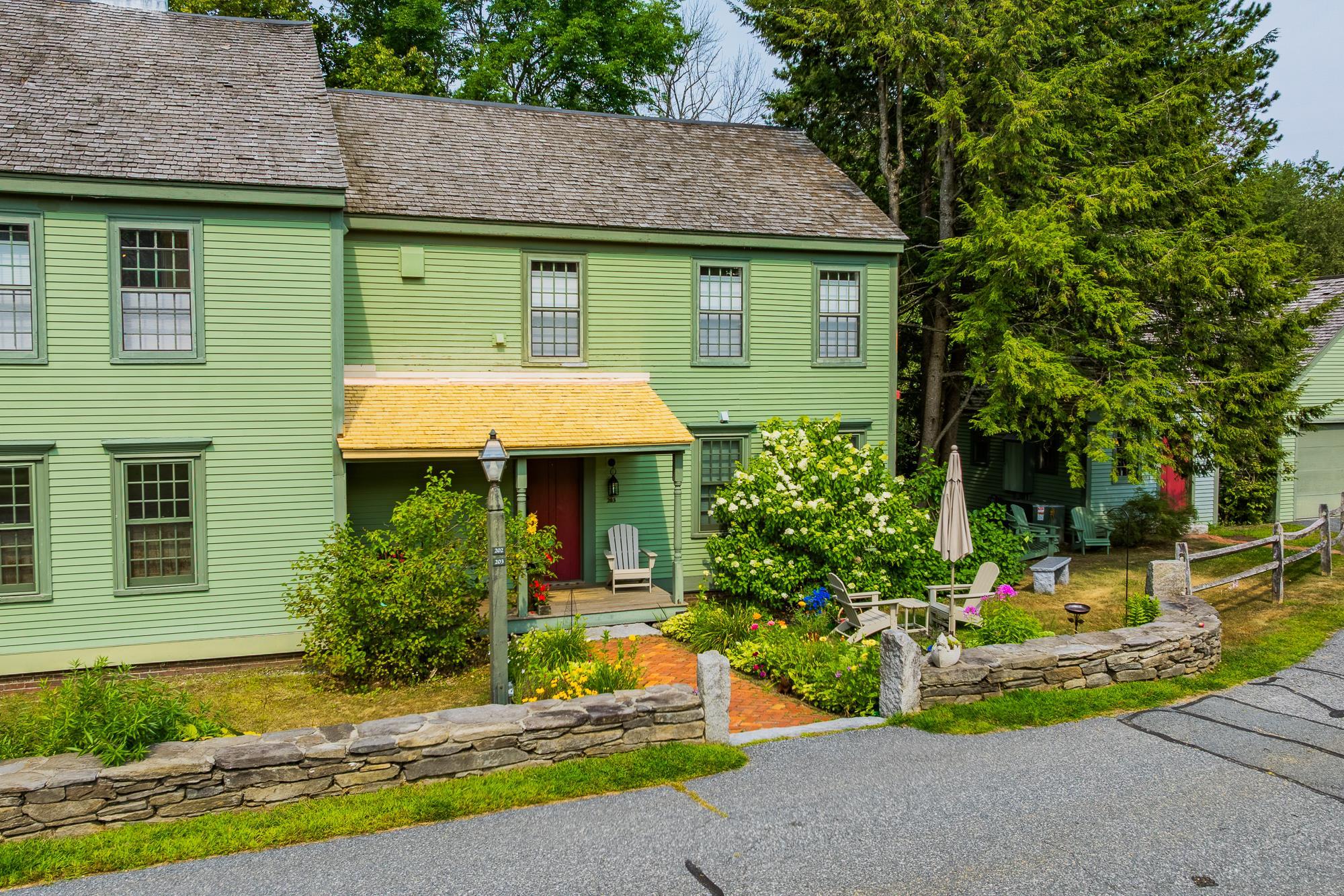 85 Dartmouth College Highway 203