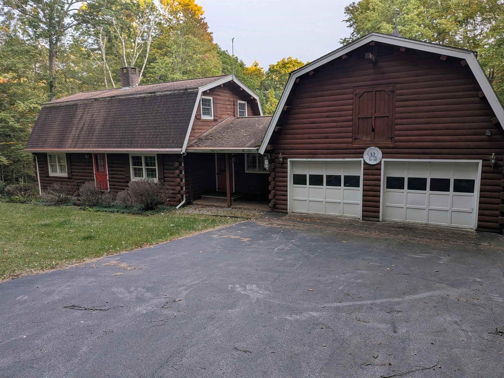 Photo of 142 Tamarack Road, Thornton, NH 03285 (MLS # 5115097)