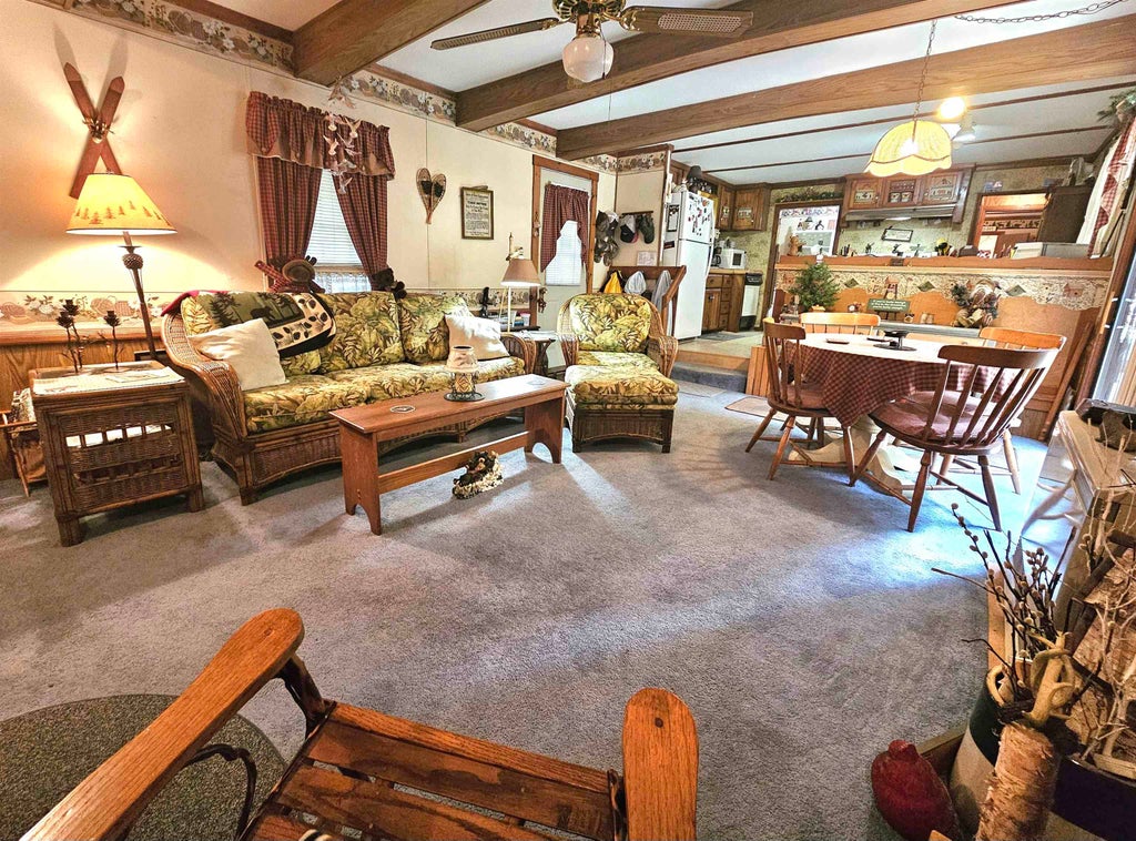 Photo of 228 Daniel Webster Highway, Woodstock, NH 03262 (MLS # 5105576)