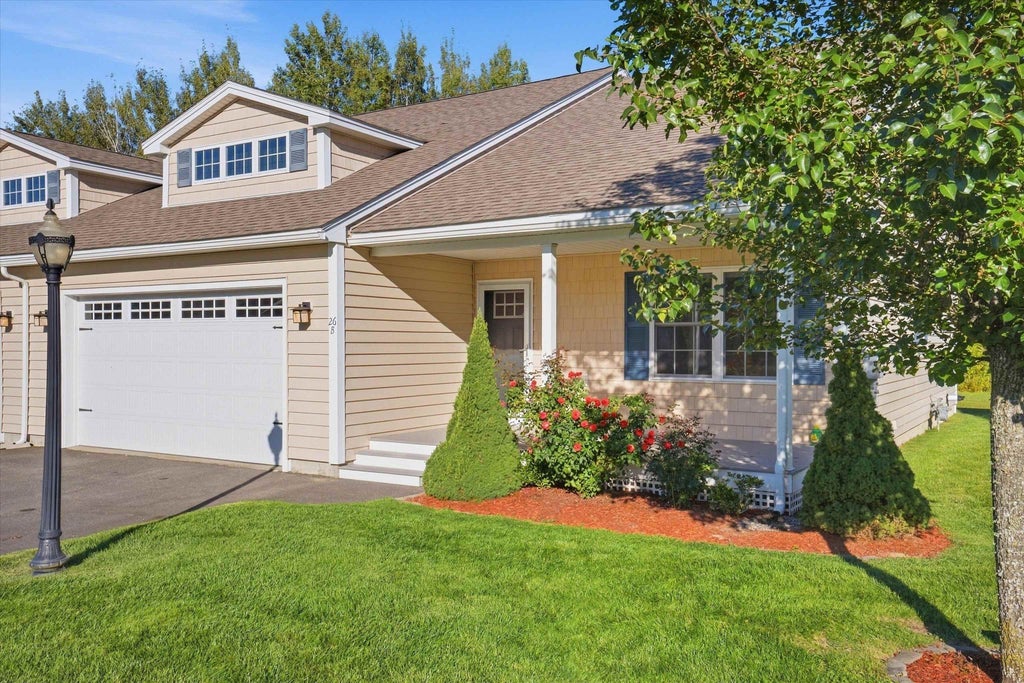 Photo of 26 Weymouth Court #B, Hudson, NH 03051 (MLS # 5110391)