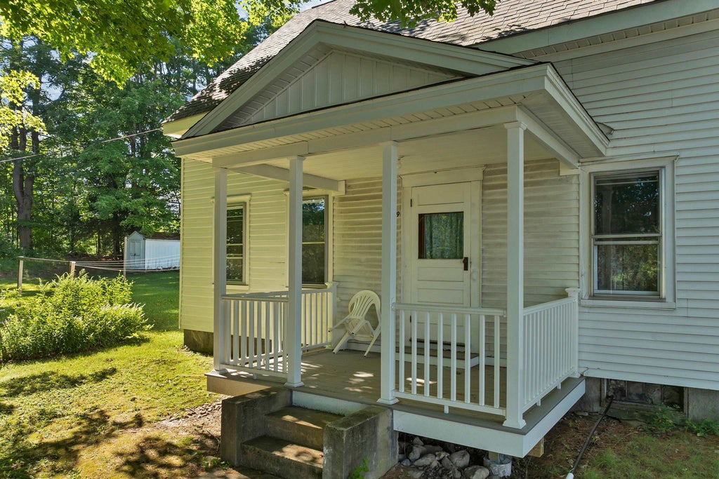 Photo of 169 E Main Street, Tilton, NH 03276 (MLS # 5104353)