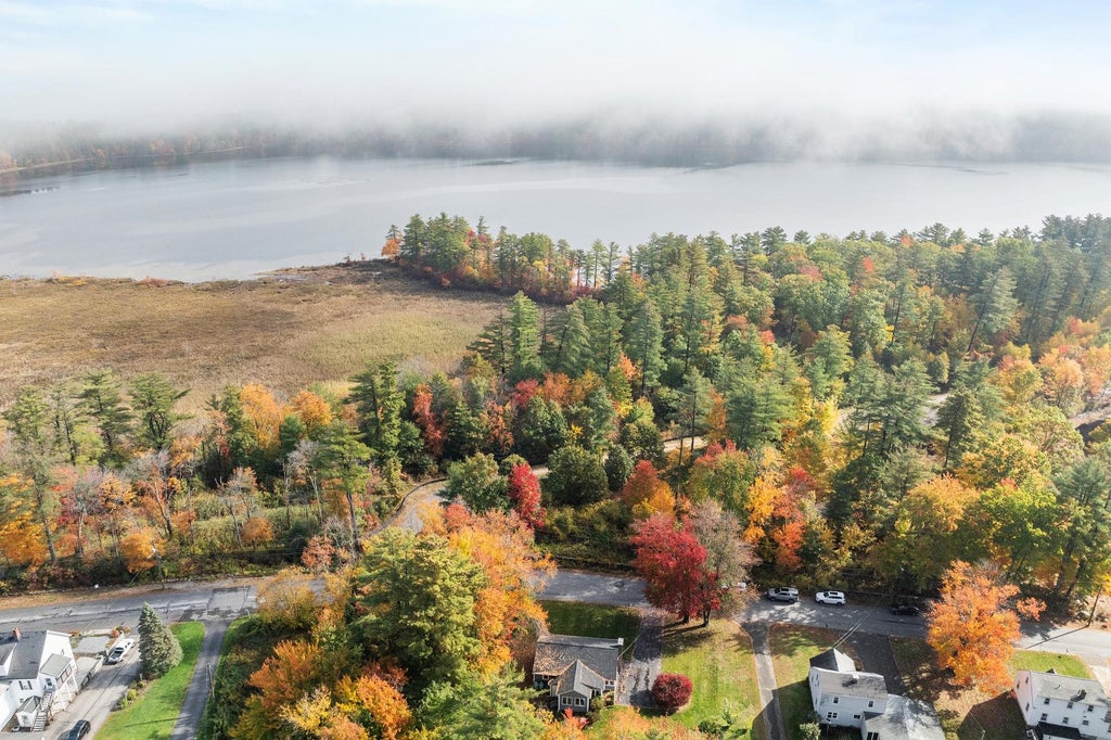 Photo of 1800 Lake Shore Road, Manchester, NH 03109 (MLS # 5113458)