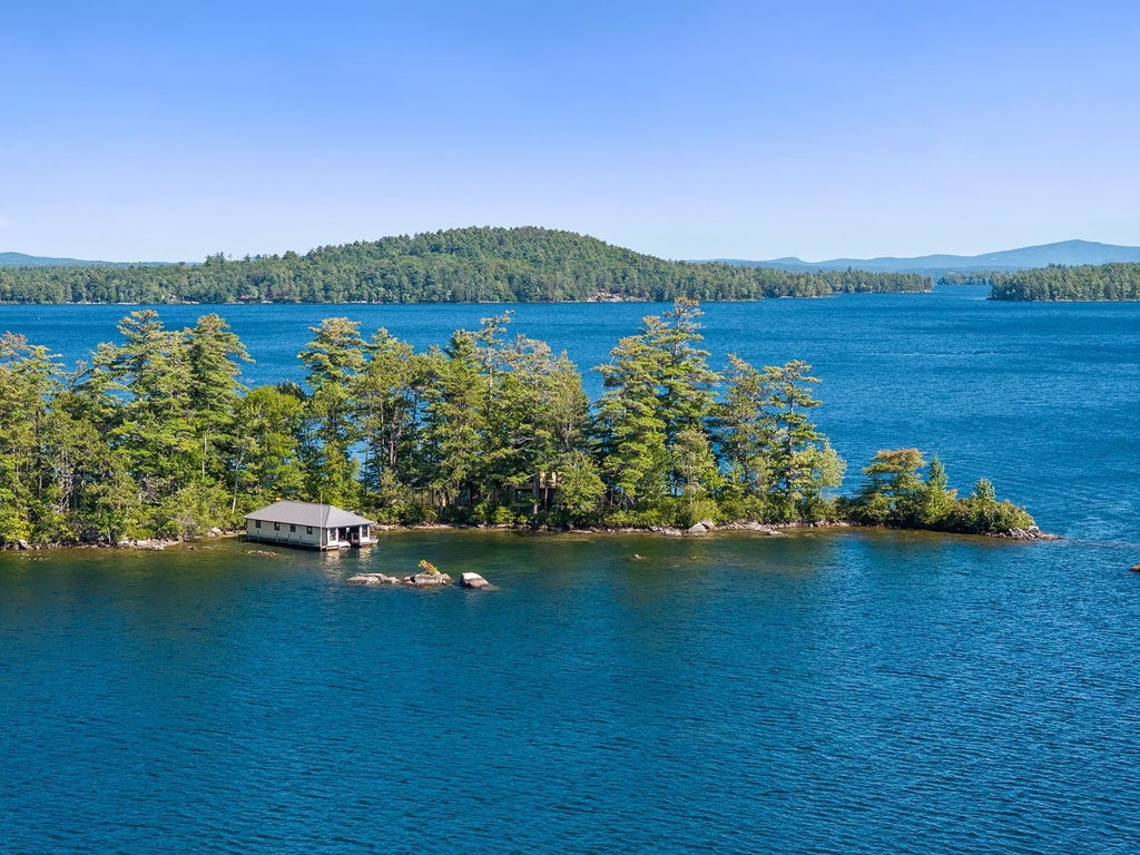 Photo of 21 Clark Drive, Meredith, NH 03253 (MLS # 5110196)