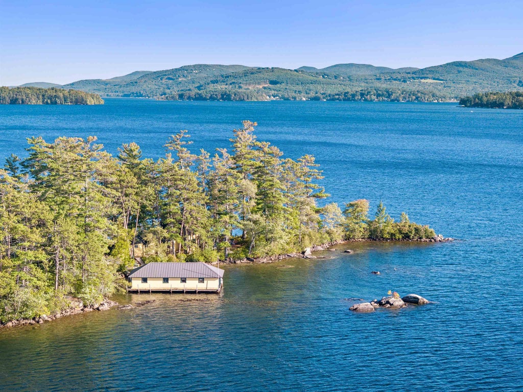 Photo of 21 Clark Drive, Meredith, NH 03253 (MLS # 5110196)