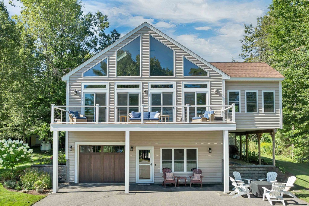 Photo of 13 Patrician Shores Circle, Meredith, NH 03253 (MLS # 5108519)