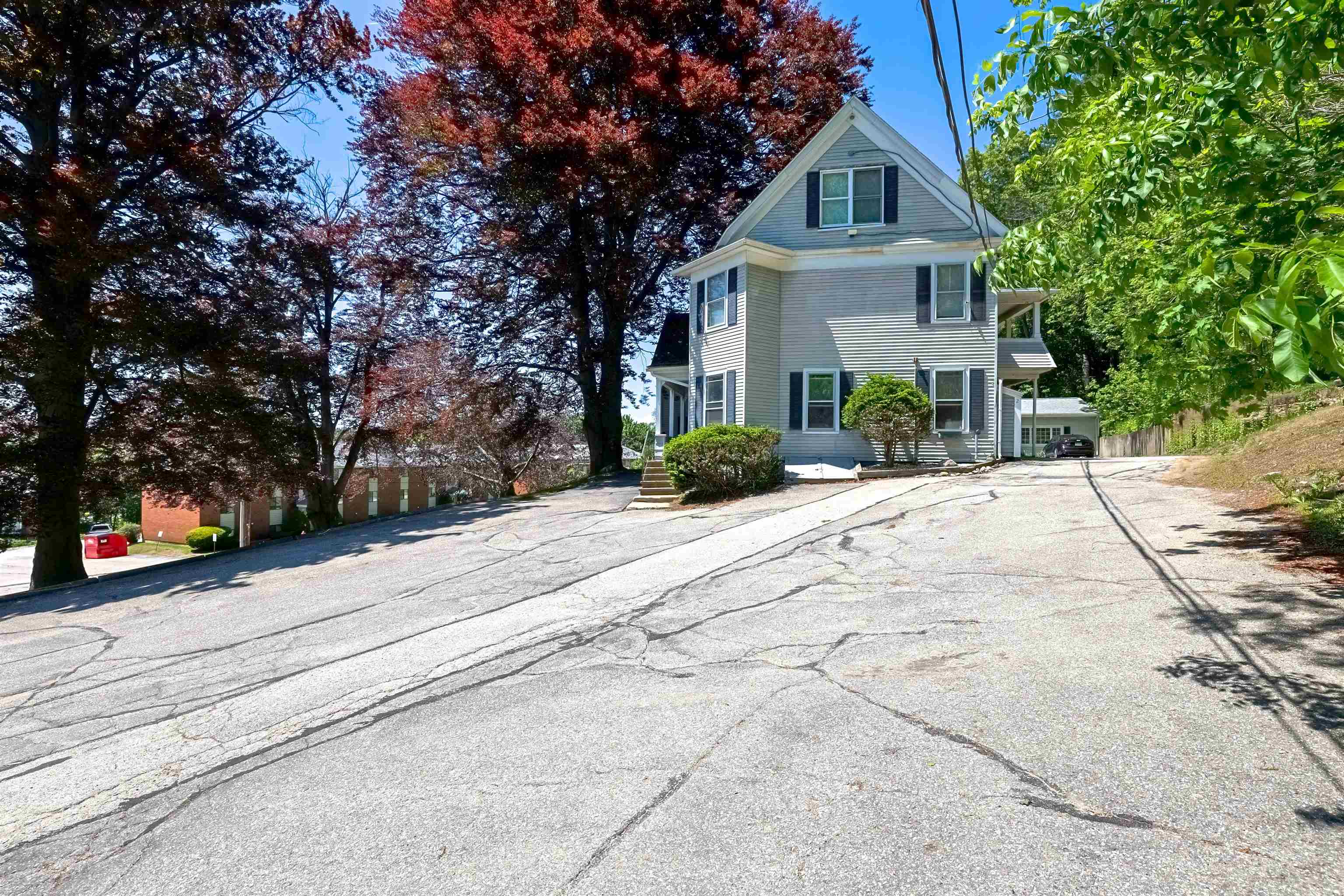 34 Floral Avenue 2