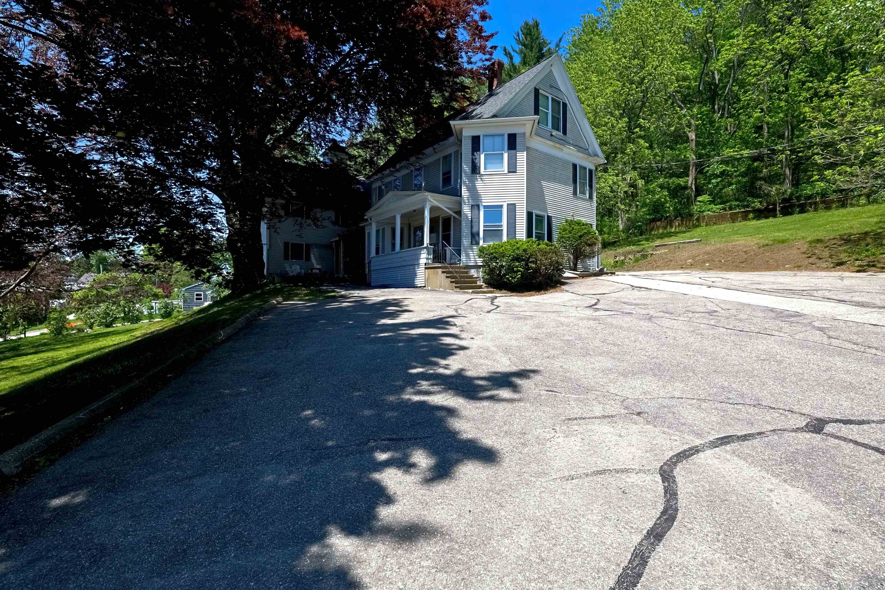 34 Floral Avenue 2