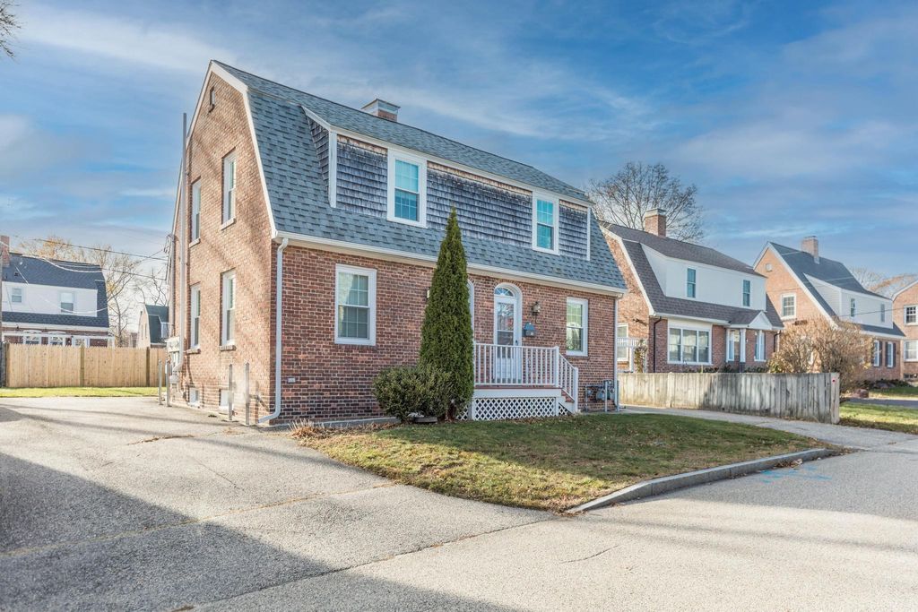 Photo of 77 Porpoise Way, Portsmouth, NH 03801 (MLS # 5100912)