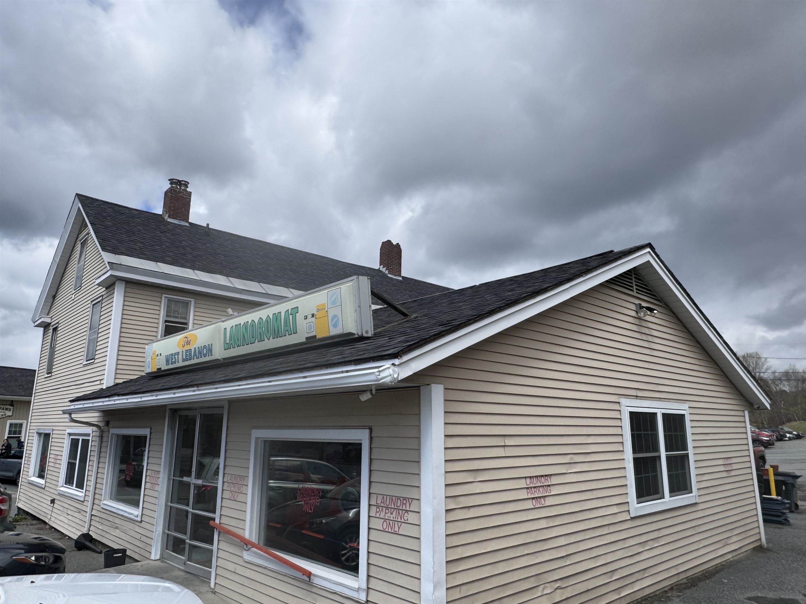 16 Railroad Avenue