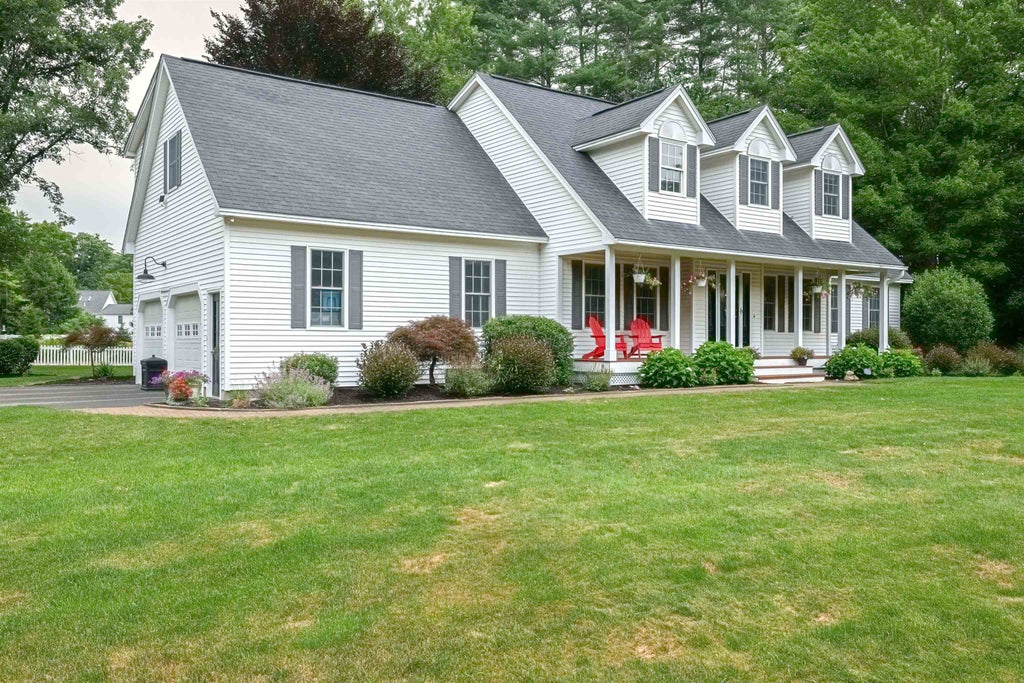 Photo of 9 Taconic Drive, Amherst, NH 03031 (MLS # 5099639)