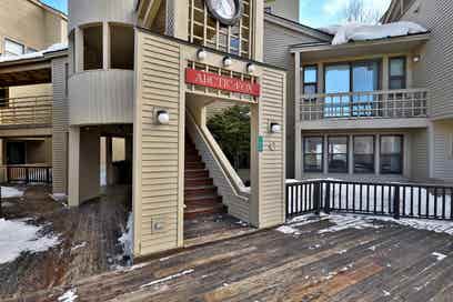 106 Fox Hollow Village C4 Mendon VT 05701