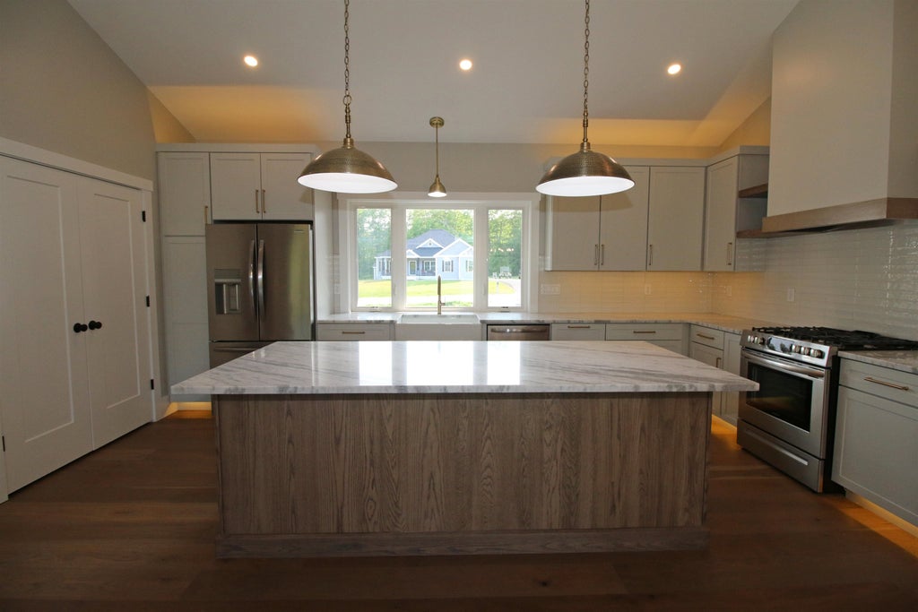 Photo of 431 Blane Circle #08, Pembroke, NH 03275 (MLS # 5113077)