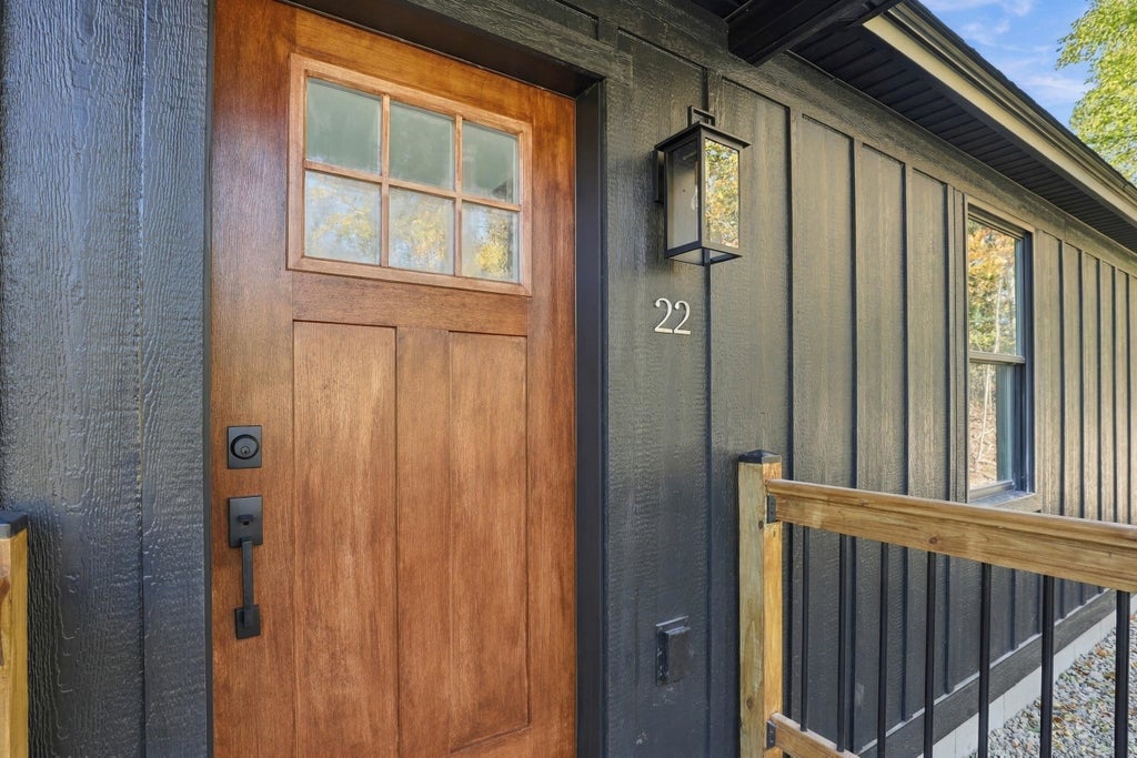 Photo of 22 Mullen Drive, Pittsfield, NH 03263 (MLS # 5114541)