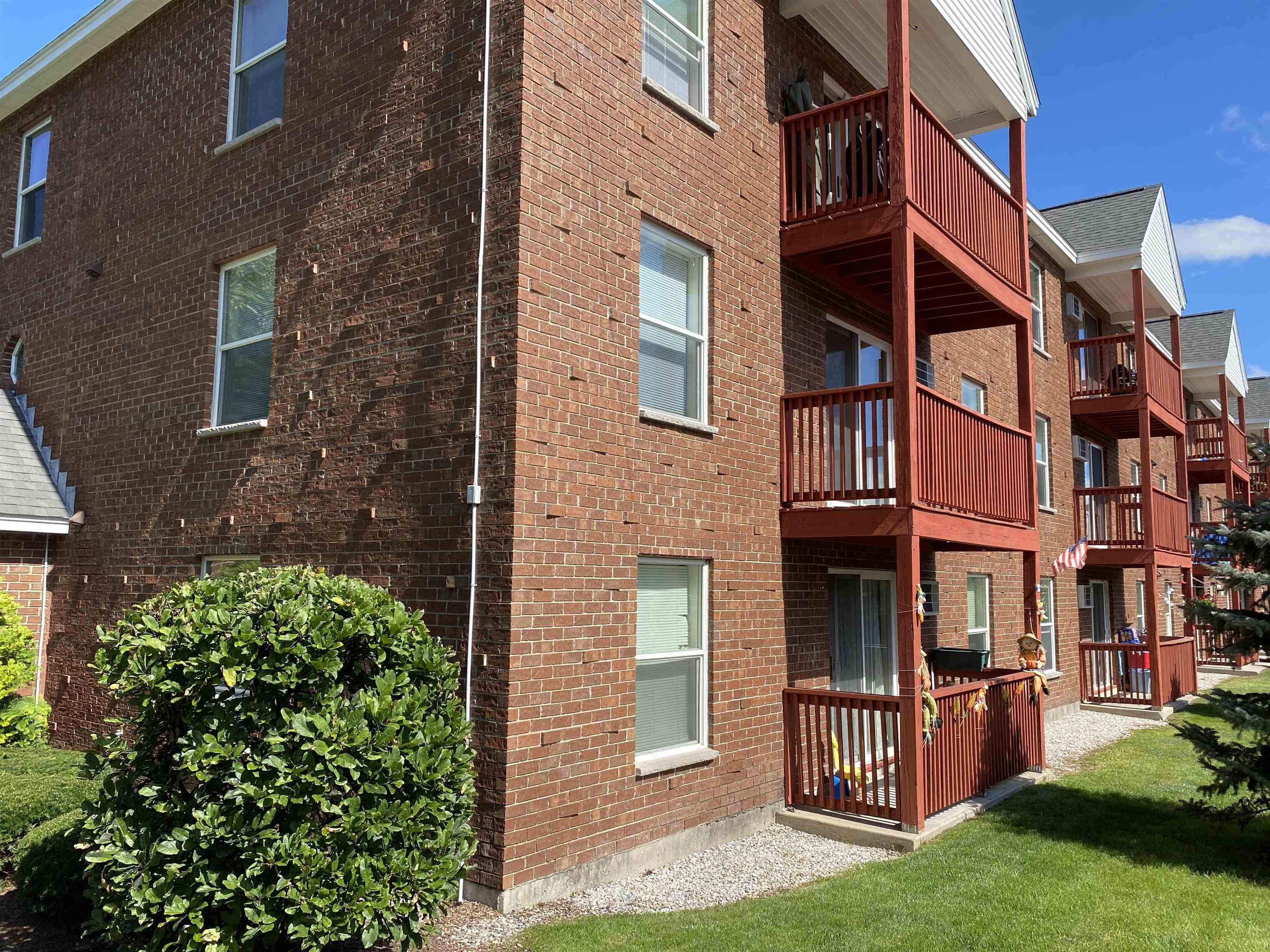 96 Powers Street 200